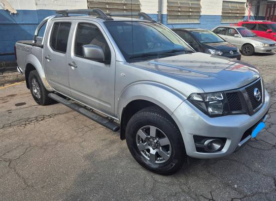 NISSAN FRONTIER 2.5 SV ATTACK 4X4 CD TURBO ELETRONIC DIESEL 4P AUTOMÁTICO
